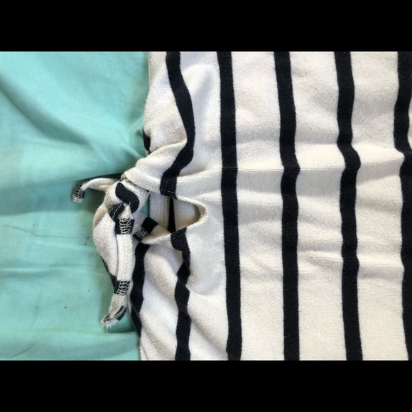 Striped Empyre Shirt - Picture 2 of 6